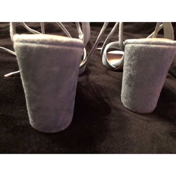Gianni Bini suede blue heels - Picture 4 of 5